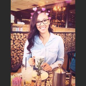 Meet your Posher, Crystal